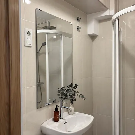 拉尔艾特兰提卡旅馆