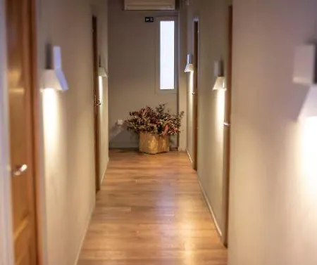 招待所 拉尔艾特兰提卡旅馆 2*