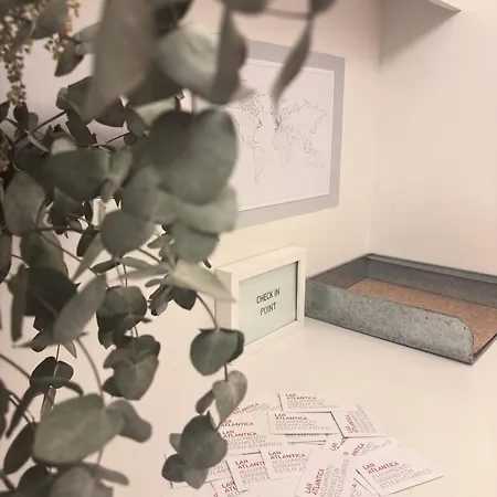 拉尔艾特兰提卡旅馆 招待所 比戈