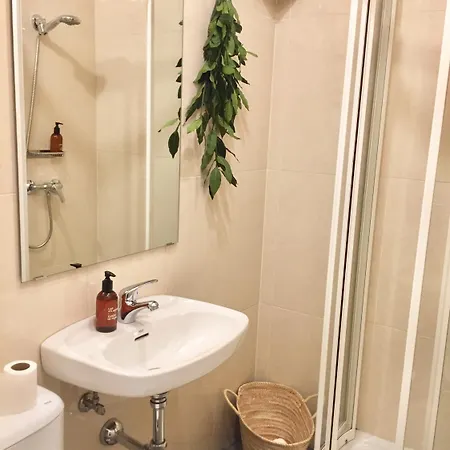 拉尔艾特兰提卡旅馆 招待所